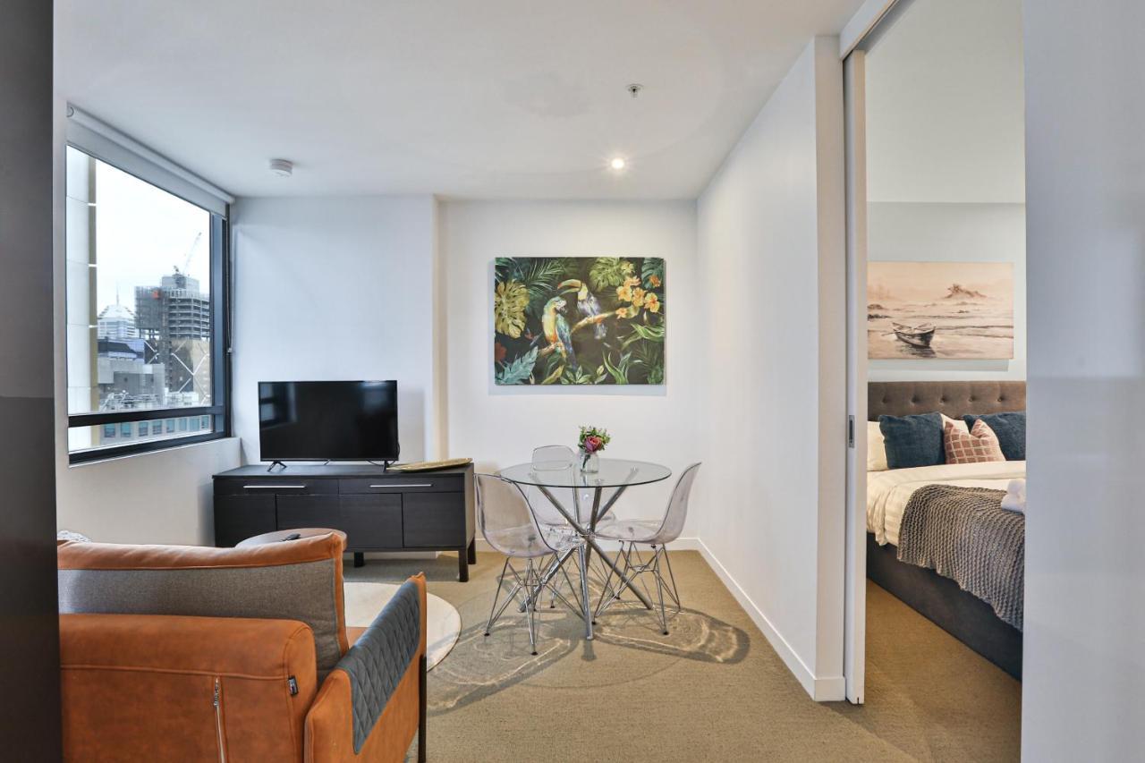 My80 Apartment Located In The Inner Of Melbourne Cbd Buitenkant foto