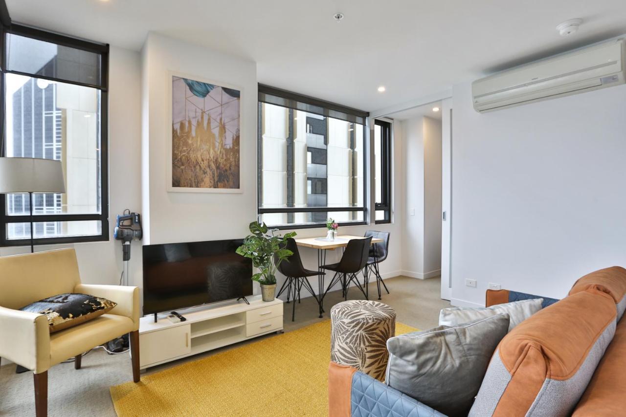 My80 Apartment Located In The Inner Of Melbourne Cbd Buitenkant foto