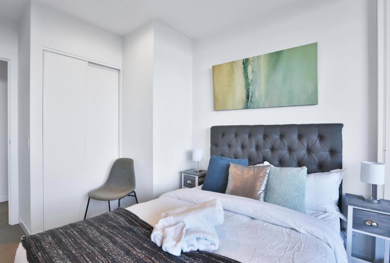 My80 Apartment Located In The Inner Of Melbourne Cbd Buitenkant foto